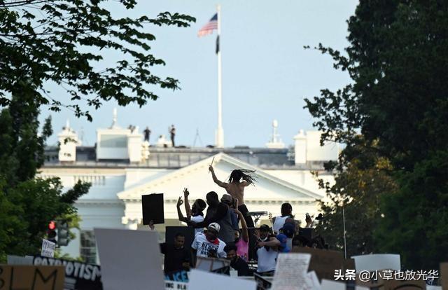 特朗普炮轰CNN声称：华盛顿的和平示威比预期的