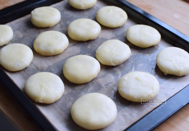 自制绿豆酥太成功了，层层起酥，咬一口掉一地，做法原来这么简单