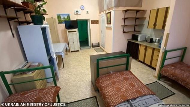 神操作！乌克兰监狱卖改善券，罪犯每天花500，就能住上豪华囚室