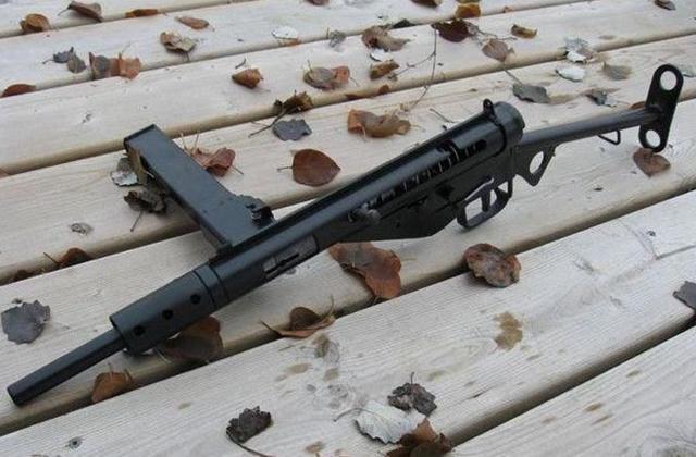 二战最丑陋枪械，第1越南造，连只鸡都打不死，
