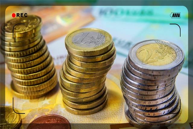 目前一个小超市，营业额每天5000元左右，一个月