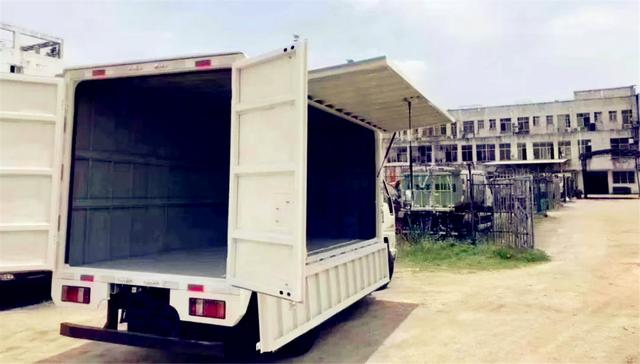 “地摊经济”月入过万！这3款车为什么适合摆地