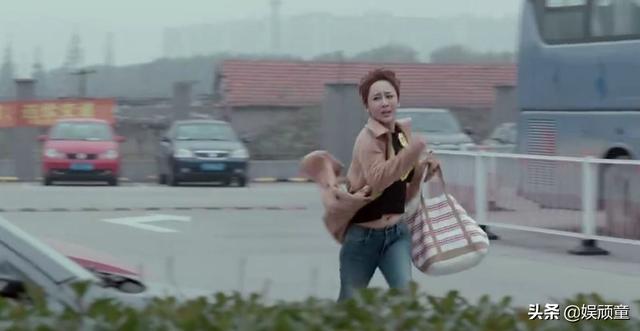 同穿“露脐装”，赵丽颖、沈梦辰美美哒，看到杨紫：形象全毁了