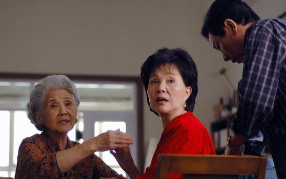 兒媳，你嫁來三年，只花錢不賺錢，以後實行AA制；求之不得