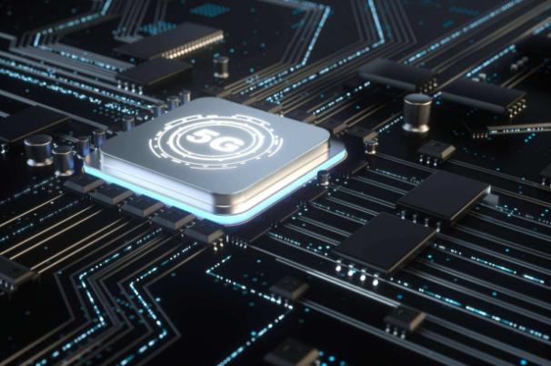 中国芯再添新秀！华为最新5nm级麒麟芯片问世，与美国技术不相上下