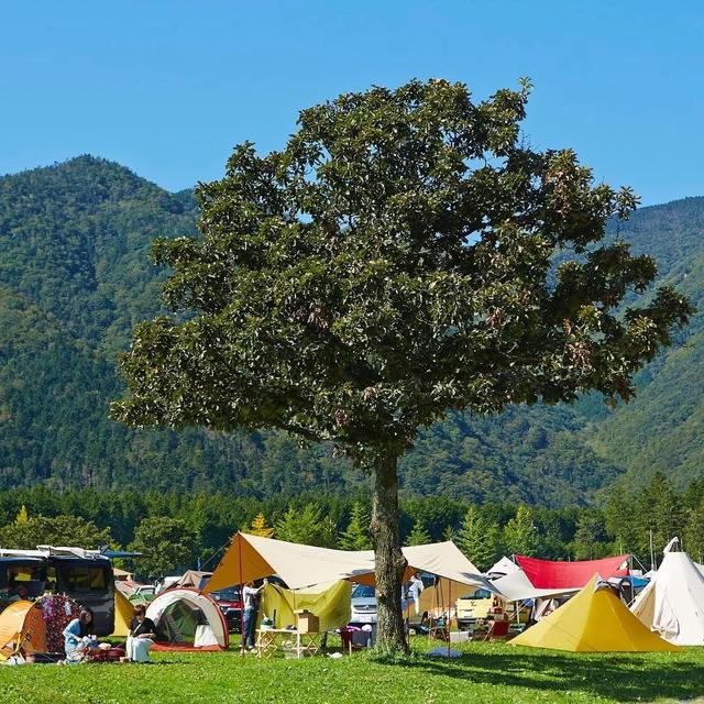 户外登山鞋何以吸引潮流人群的注目？