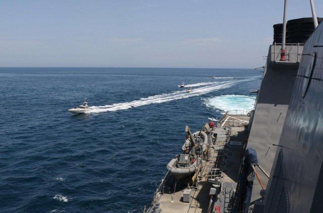 中国军舰增加55%，美专家对比中美真实战力：差