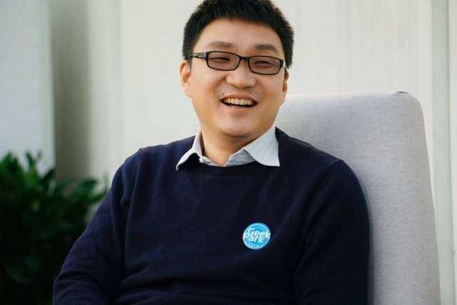 分给前妻3千亿，没想到一年过去又赚回3千亿，再
