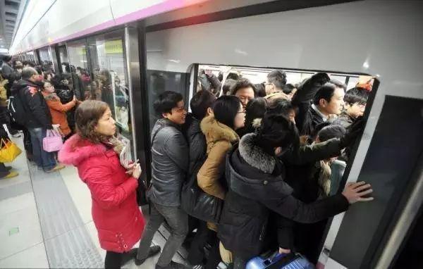 最壕、最挤、最美味，18个武汉地铁之“最”，你知道几个？