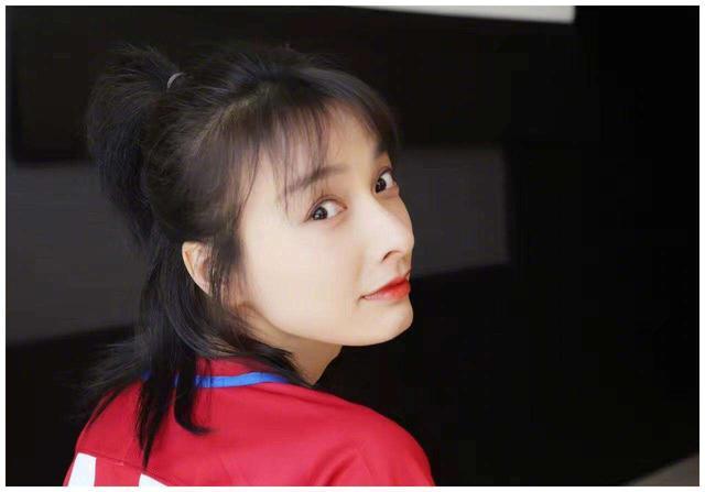 同样主持《快本》，谢娜那么走红吴昕那么无感，两人到底差了什么