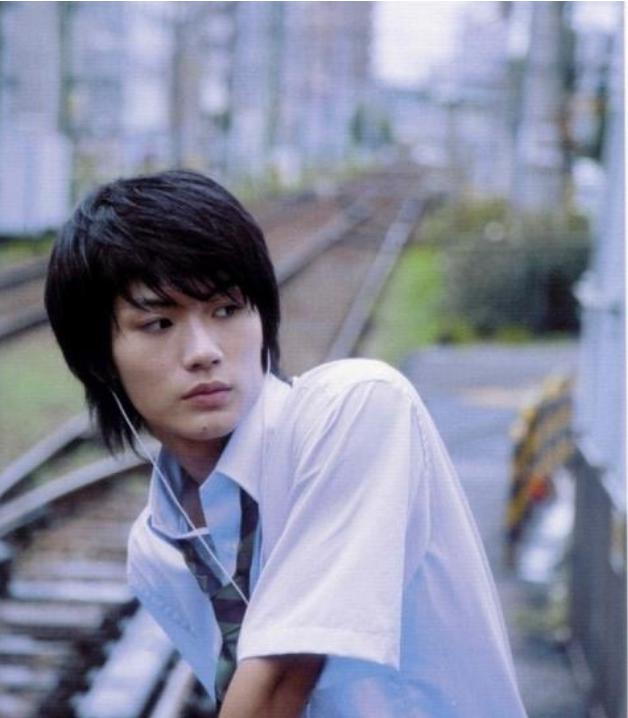 日媒曝三浦春马被救时仍有微弱的心跳，救护人员曾尝试为他做心肺