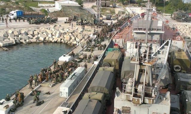 土耳其议员：我们只是在利用俄罗斯！话音刚落，大批俄军开赴中东