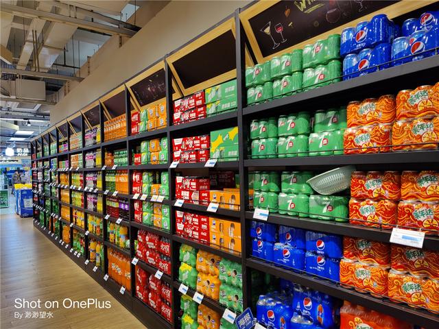 OnePlus 8 Pro深度体验！高素质屏幕下的真安卓旗舰