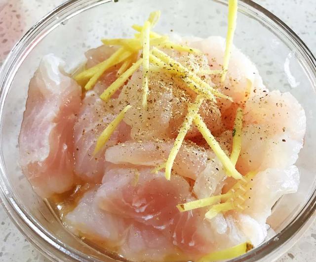 龙利鱼巴沙鱼谁更适合健身者？五款低脂无刺鱼肉食谱，脂肪仅0.8%