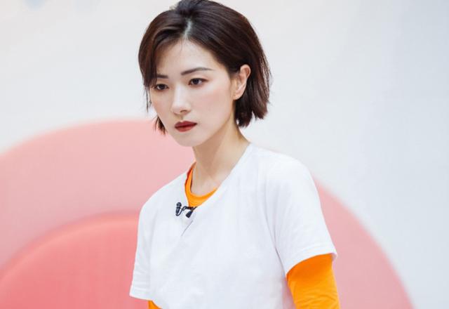 《乘风》观众喜爱度排名亮出，万茜排名第一，