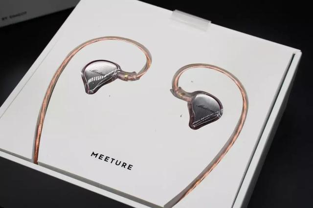 高颜值还有高性价比，入门HIFI耳机兴戈觅澈MT1