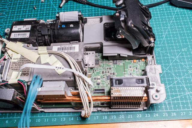 卡西欧CASIO激光+LED短焦投影仪UP50WN拆解，维修偏