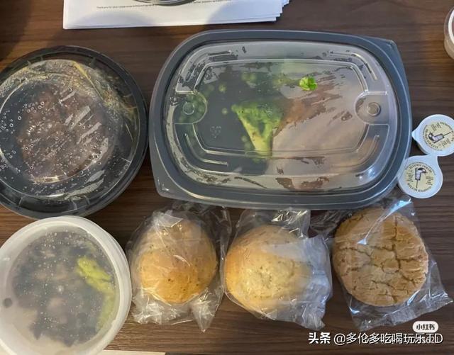 从国内回加拿大de隔离日记：隔离酒店每天吃的是这样的...