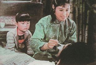 斯琴高娃两段失败婚姻，儿子入狱，嫁给外国人后怎么样了？