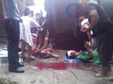 男子驾车肇事后，下车持刀砍伤、殴打路人共致