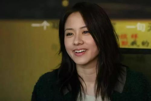 同样是“嘉欣”，林嘉欣比李嘉欣差在哪？