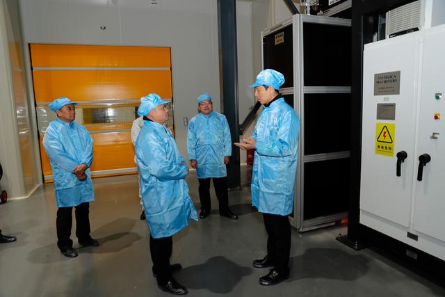 济南新材料产业园区管委会主任陈西武开展企业调研