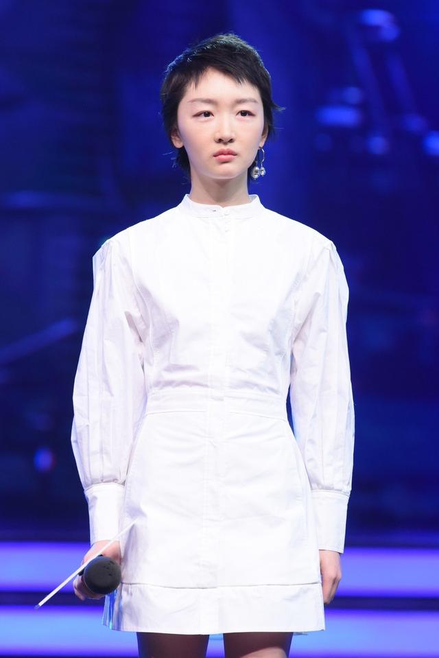 从金马影后到焦虑症停工，马思纯被自己困住，真应该向周冬雨学学