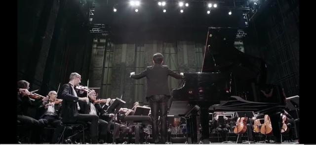 不惧现实，执梦前行，《蜗牛与黄鹂鸟》想告诉