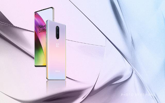 4K档位高颜值时尚5G旗舰上线！一加8银翼版12日