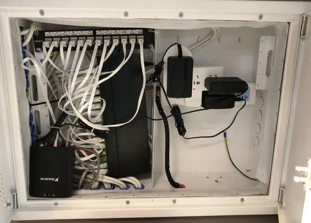 114㎡中西厨分离,全屋智能家居,孩子还能在客厅练车