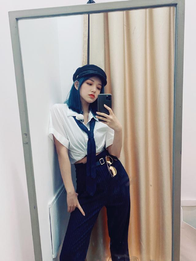 沙溢半年连上9档综艺，评价女嘉宾“裤衩有点短