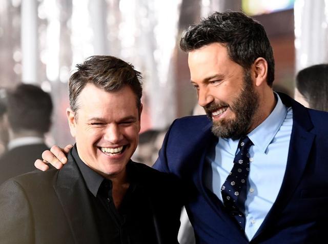 从穷小子一起熬到百亿巨星，官宣40年，连妻子都酸：你们俩过得了