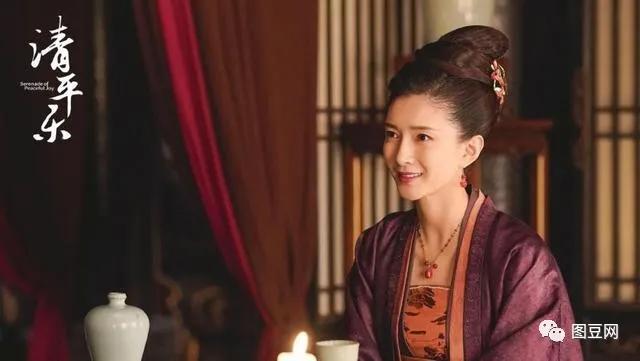 清平乐结局：王凯临死抱住丹姝示爱，徽柔抑郁而终，怀吉孤独终老