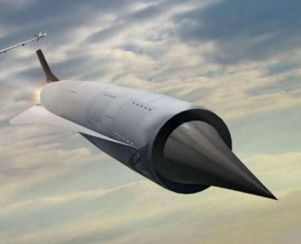 为了打压东方2大强国，特朗普下令研制超级导弹