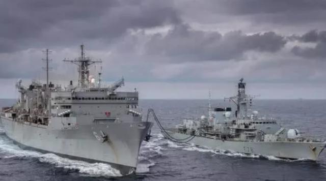 美国军舰强闯俄罗斯后院？普京被特朗普惹怒：