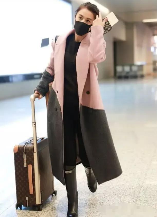 黄圣依带8个行李箱录《乘风破浪》，网友：富婆