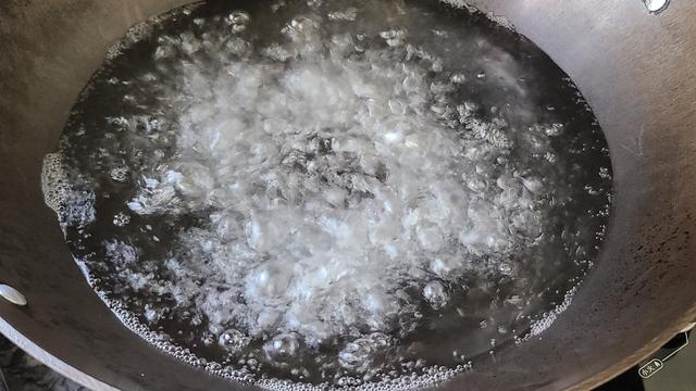 爱吃生菜试试这样做，做法简单味道浓，很好吃的一道家常菜