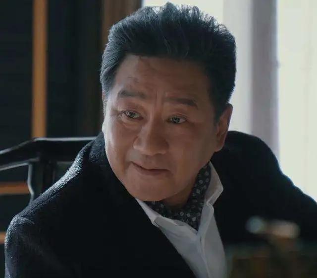 《三叉戟》出现4大漏洞，郭局脑回路清奇，黄有