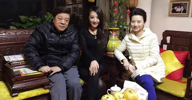 90万|曝赵忠祥作品从90万跌价至688元 赵忠祥的作品被贱卖