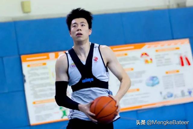 张镇麟下赛季将加盟辽宁，能否帮助球队重振雄风？