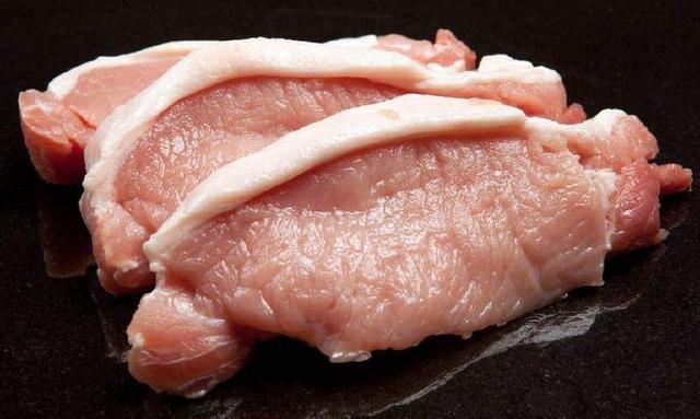 大厨教你炒猪肉不老的窍门，简单又实用，这样炒出来的肉又嫩又滑