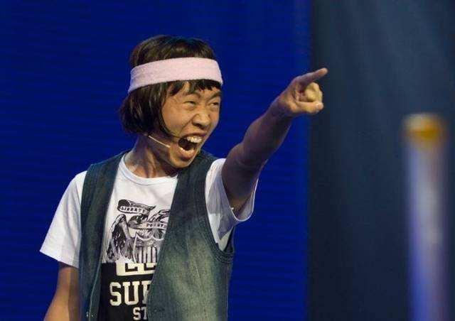 小网红转身成爆火综艺咖，资源差没背景的杨迪，你凭什么这么火？