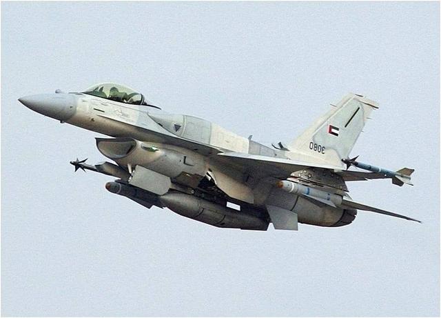 被打怕了？阿联酋将向美国采购4569辆防雷车，连