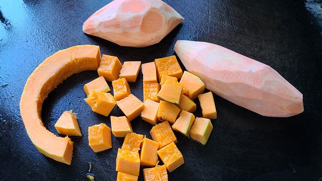 广东糖水的家常做法，学会这个做法，想吃就做，香味浓味道好