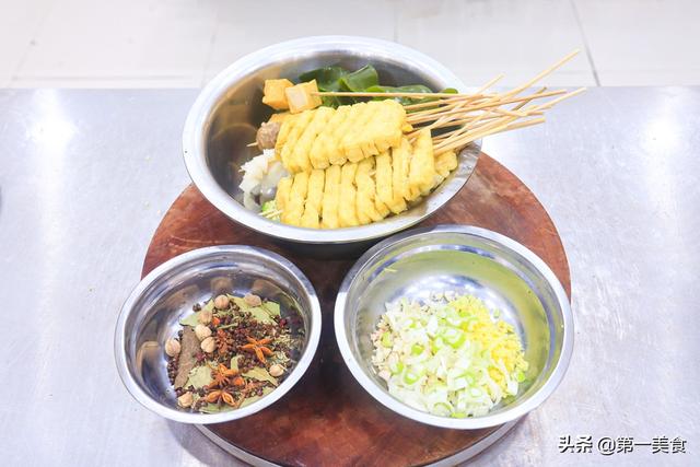 �ֱ�3��һ���������������һ�����������Լ��̣�20��Ǯ�Թ��