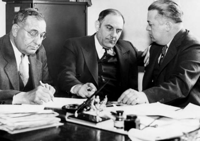 世界级大骗子：倒卖埃菲尔铁塔，骗黑帮大佬，被称为"千王之王 "