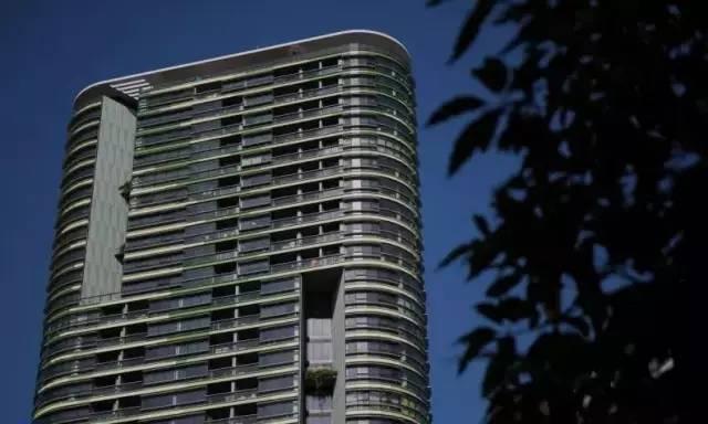澳洲楼市接连出事！热衷海外投资的中国人还能愉快地买房吗？