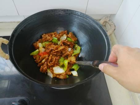 千滋百味集十方食材于一锅-火候臻三环古法泥模铸铁锅评测