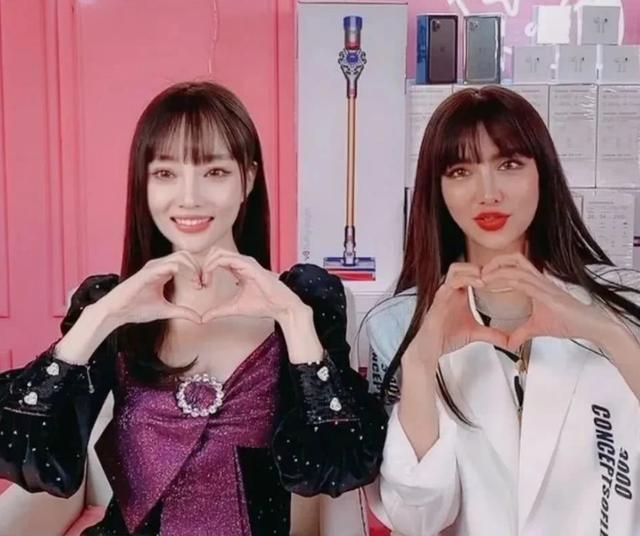 李小璐单身生活美滋滋，住豪宅还不够，请3个保