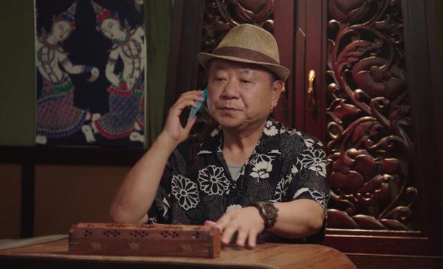《刘老根3》药匣子泰国没白混，百万座驾傍身，混成老板模样
